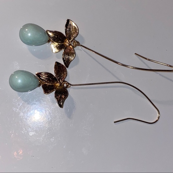 Flower Drop Earing - Picture 8 of 9